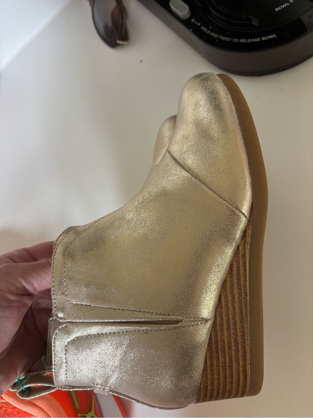 Girls toms Metallic Gold Wedge Ankle Boot-2